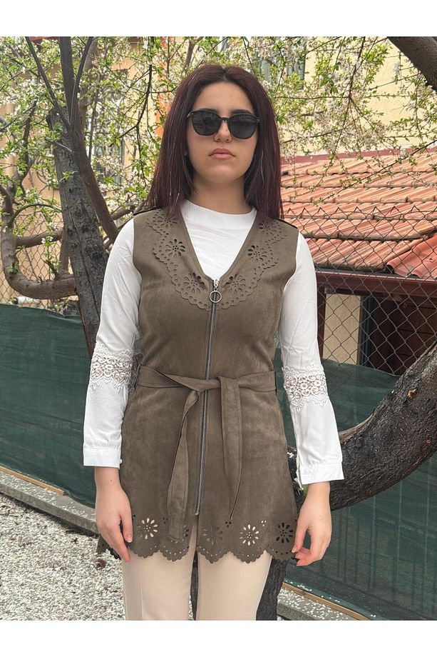 Yelek Gömlek Ile Birlikte - 1