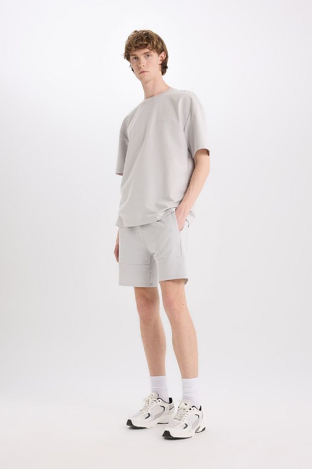 Slim Fit Dar Kesim Dar Paça Basic Düz Şort B8674ax25sp - 3
