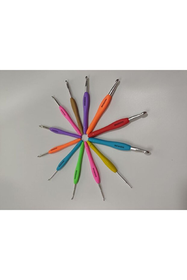 Nazarone Silicone Handle Crochet 1 Piece No: 10mm