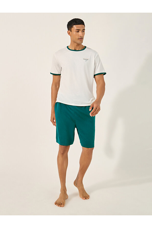 Slogan Print Round Neck T-Shirt and Shorts Pyjama Set