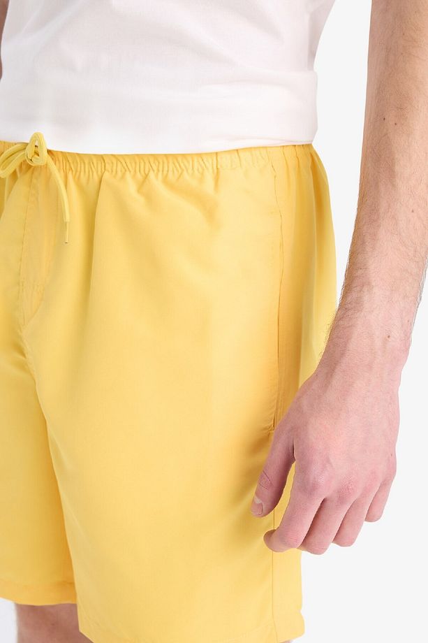Regular Fit Kısa Boy Cepli File Astarlı Beli Bağcıklı Düz Hafif Kumaş Deniz Şortu E5133axns - 4