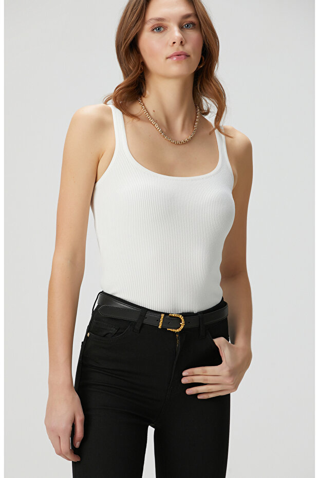 Kırık Beyaz Triko Atlet - 4