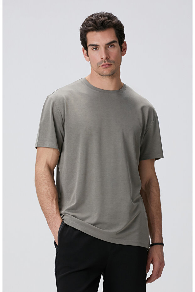 Haki Basic T-shirt - 1