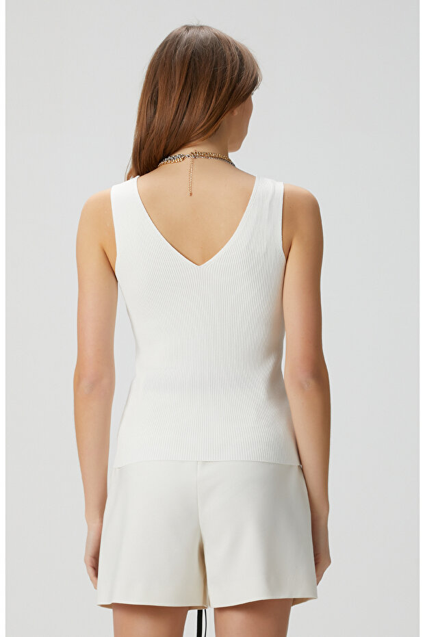 Kırık Beyaz Triko Atlet - 5