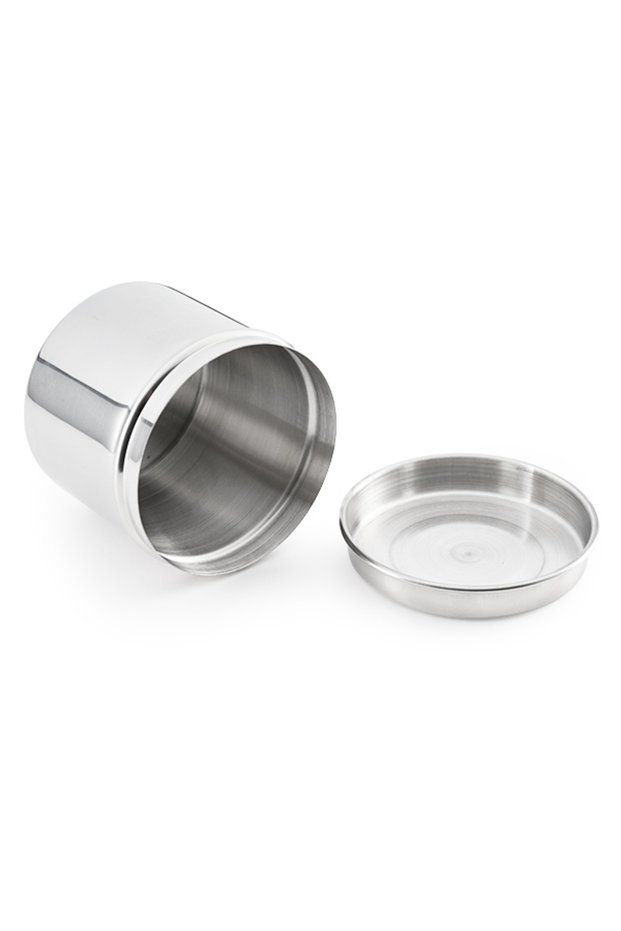Paharel din inox 9cm