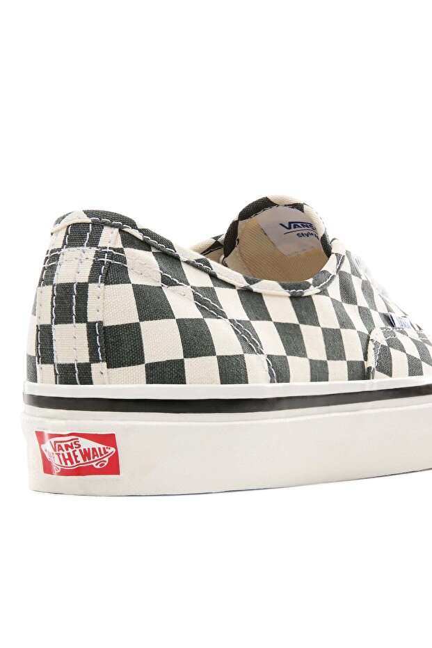 UA Authentic 44 DX - 7