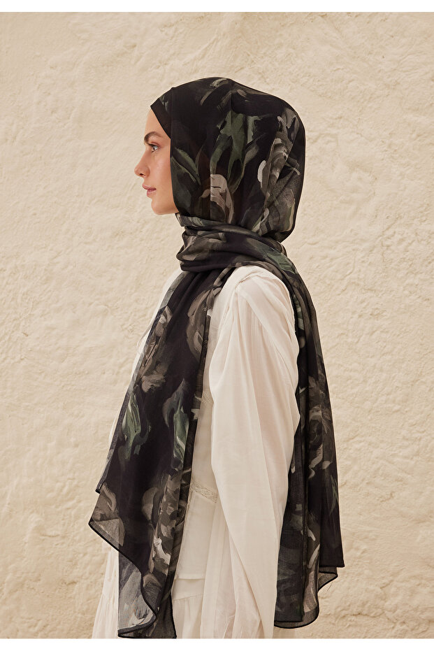 شال رامي أسود - نمط الورد الصيفي - 2