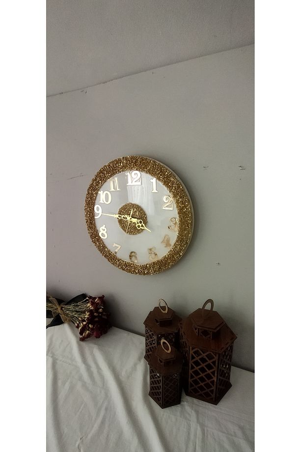 Gold cam kırıkları ile süslenmiş yaldızlı duvar saati - 7