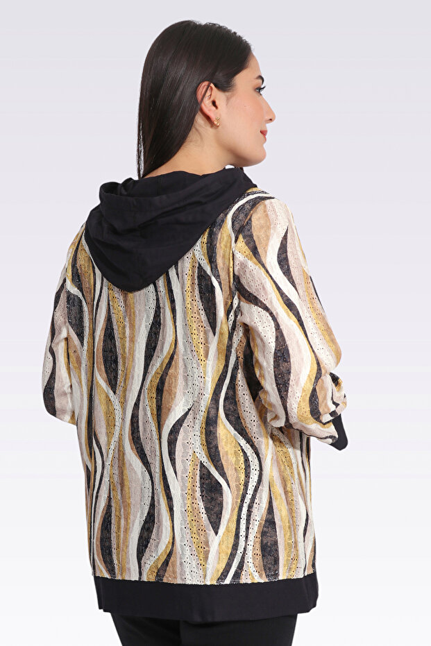 50286 سترة منقوشة من القماش الرقيق باللون الأسود - 5