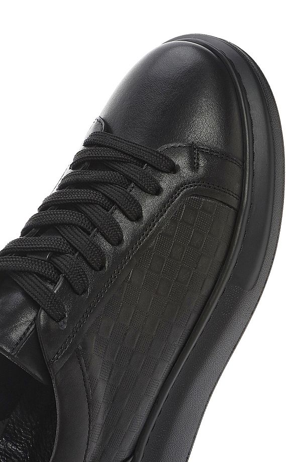Erkek Siyah Bağcıklı Kalın Tabanlı Deri Sneaker 25SFD641418 - 8