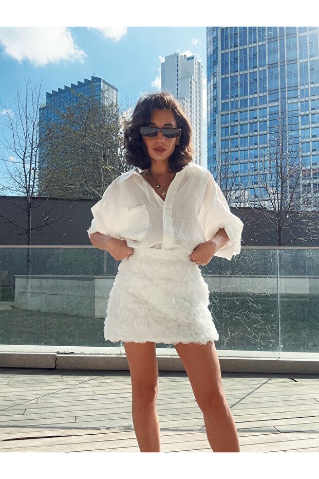 Beyaz ipeksi gömlek - 1