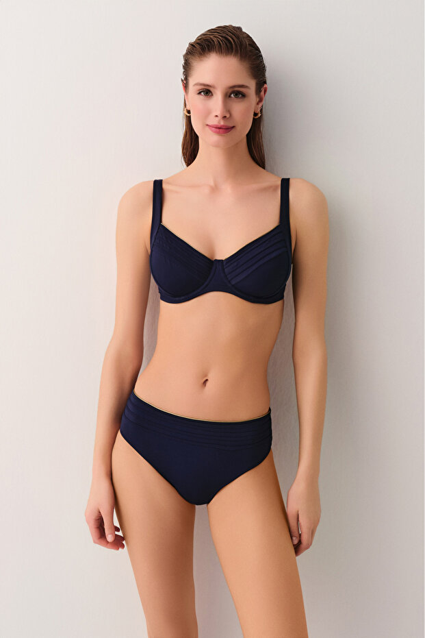 Pipe Aksesuarlı Bikini Üst - 2