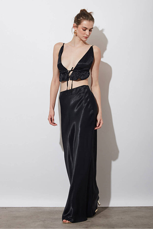 Üçgen Saten Büstiyer - 1