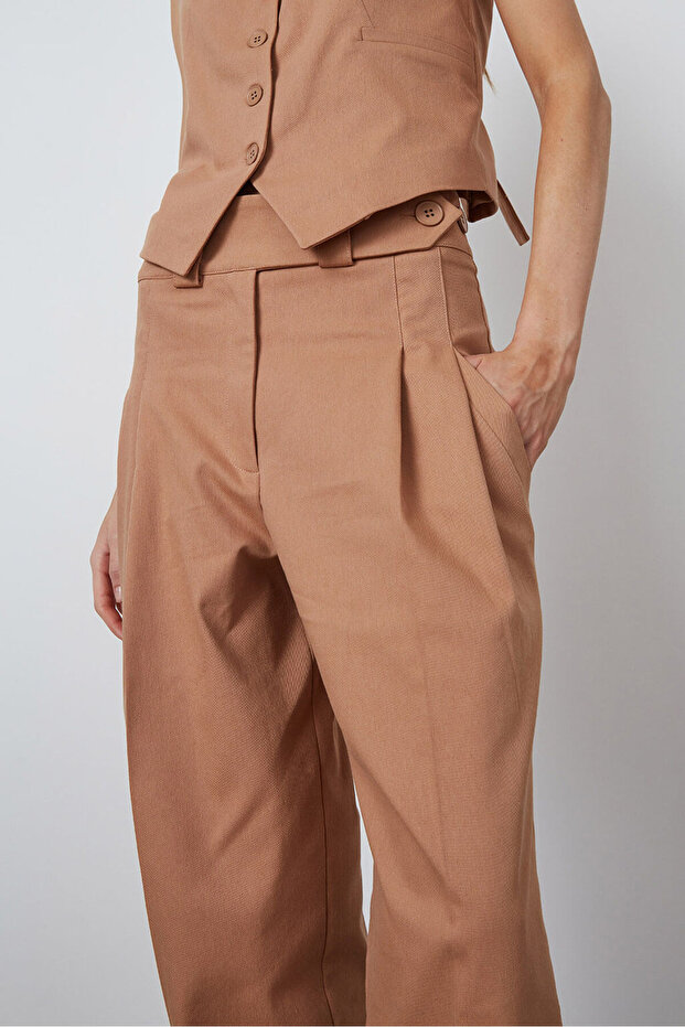 Kemer Detaylı Pantolon - 3