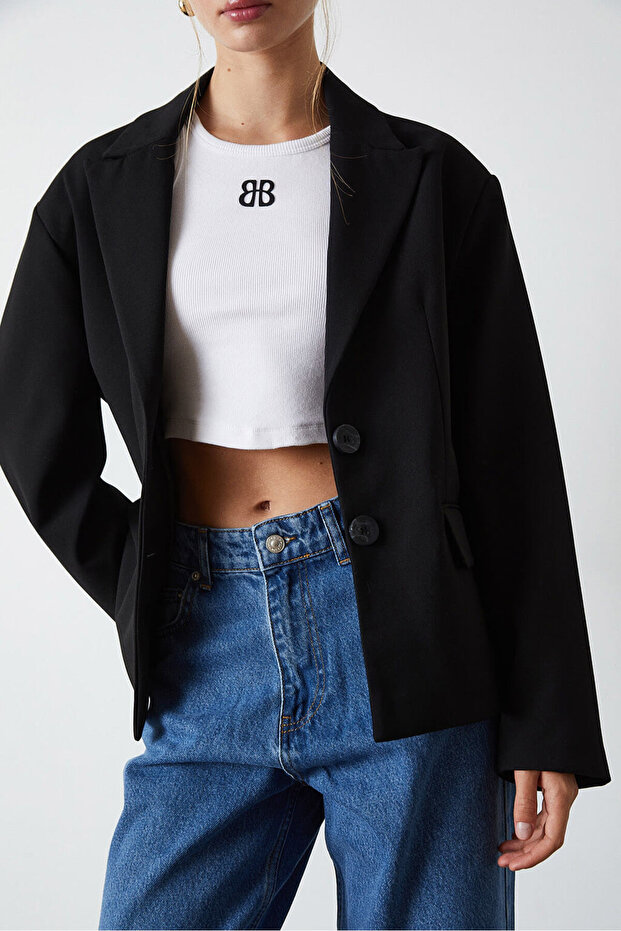 Çift Düğmeli Kısa Ceket - 4