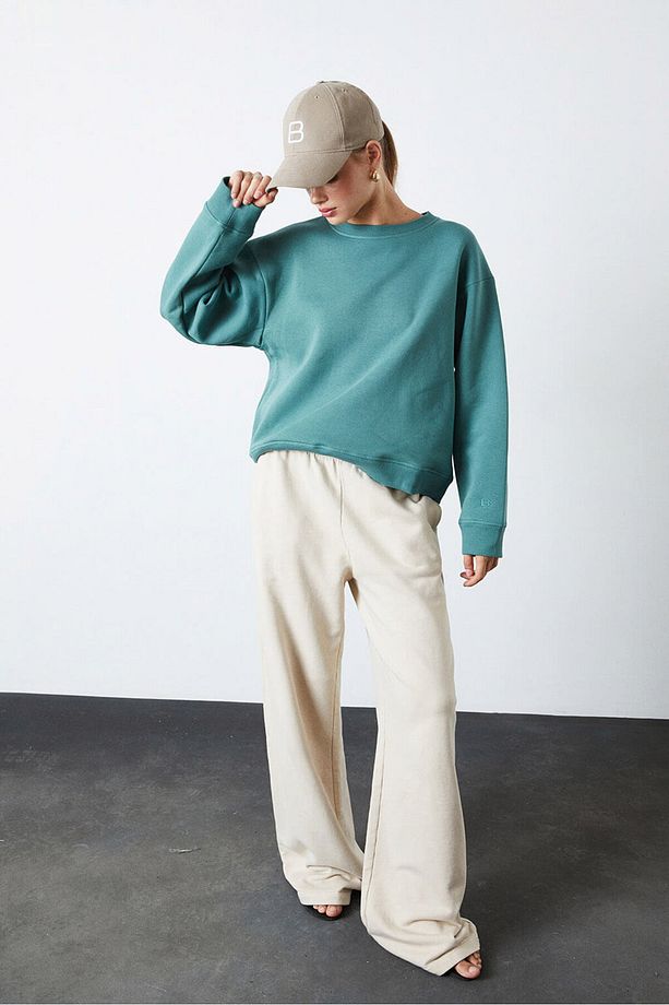 Basic Oversize Sweatshirt - 1