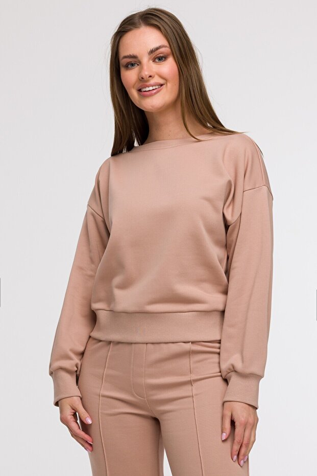 Sweatshirt With Envelope Neckline - 5