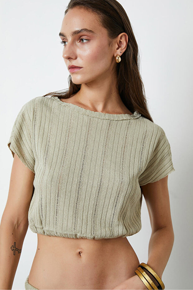 Kayık Yaka Crop Bluz - 1