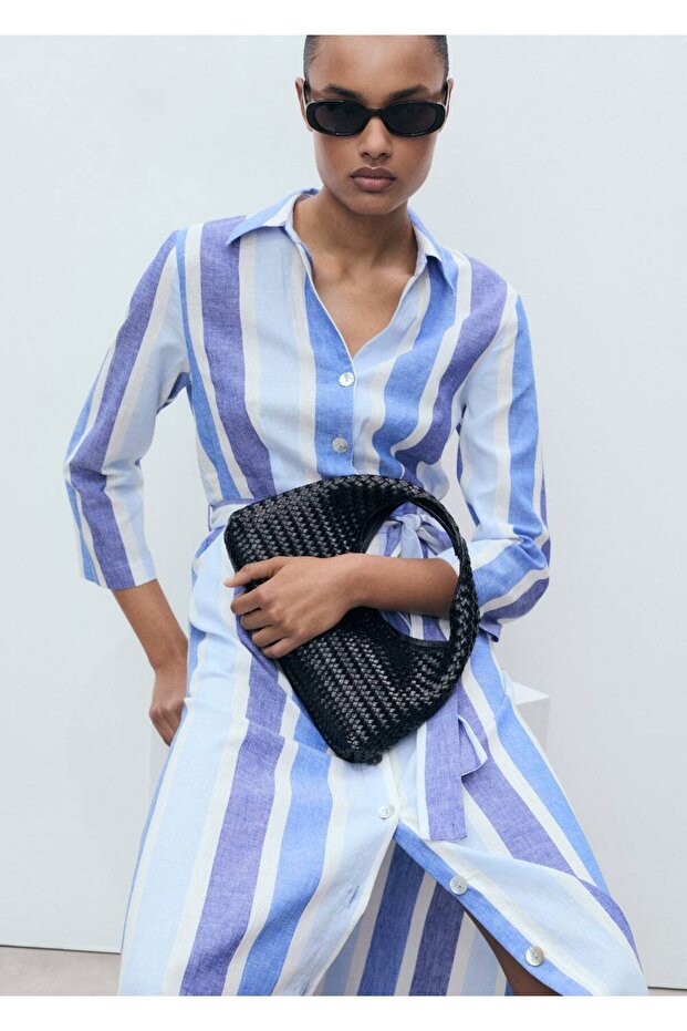 Gestreiftes Hemdkleid mit Gürtel - 7