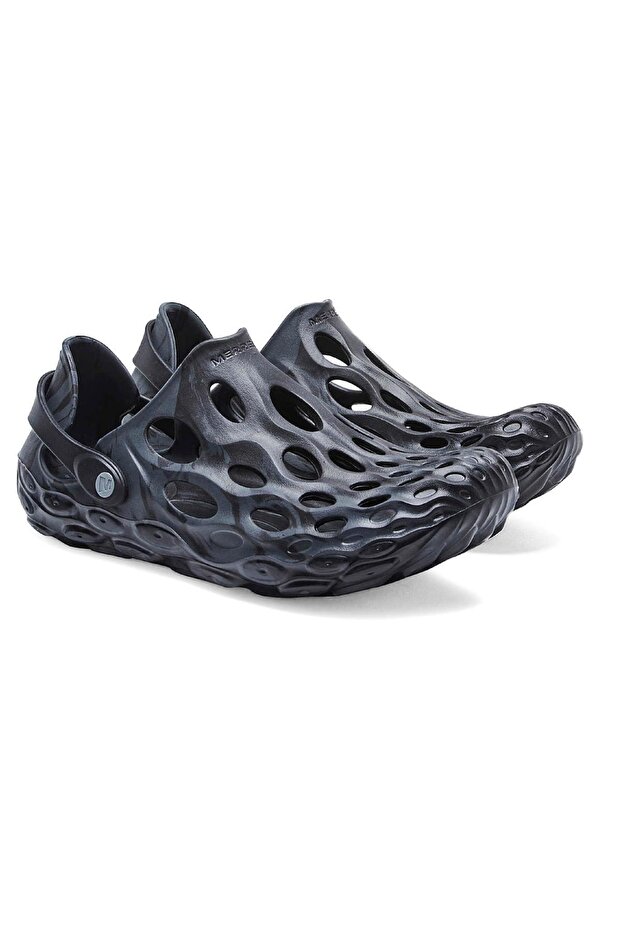 J003747 صندل رجالي باللون الأسود من Hydro Moc