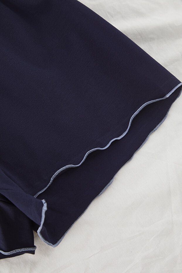 Lacivert-Beyaz Pamuklu Çiçekli Biyeli Fitilli Şortlu Örme Pijama Takımı THMSS25PT00432 - 7