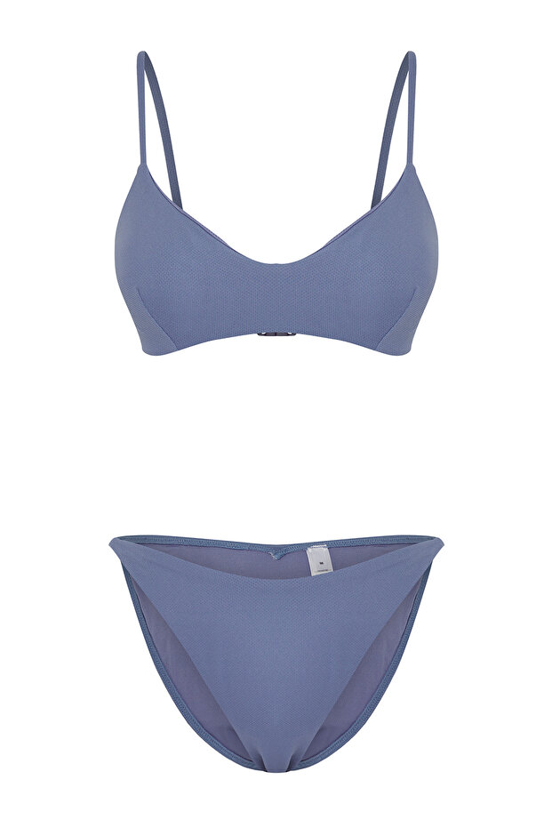 Mavi Üçgen Kaplı Brazilian Düşük Bel Bikini Takımı TBESS25BT00174 - 7