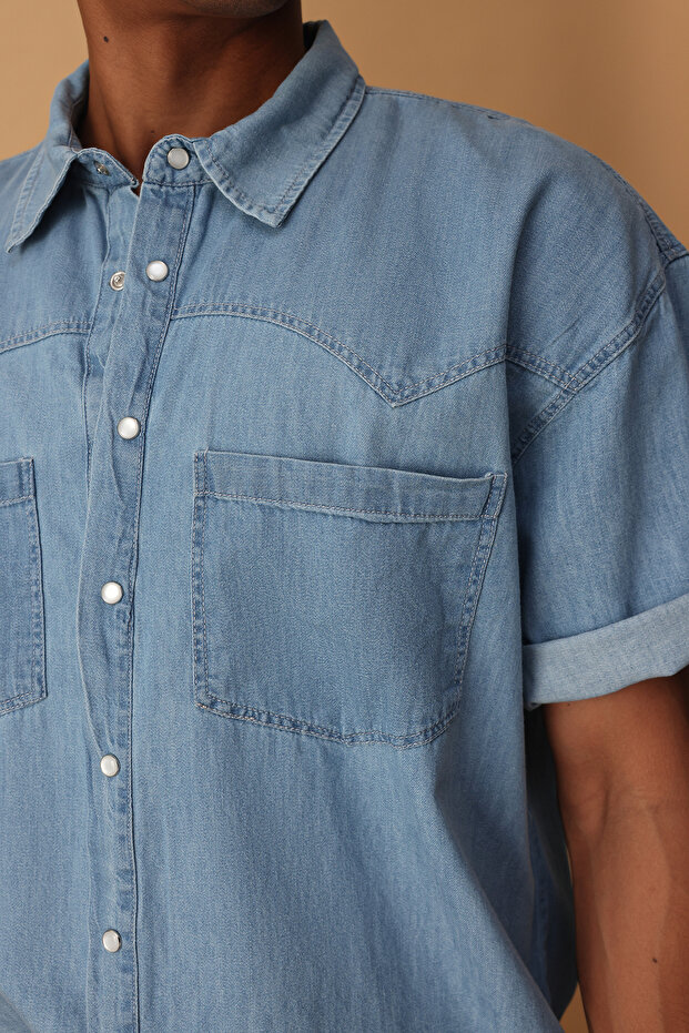 Mavi Geniş Fit Kısa Kol Western Denim Kot Gömlek TMNSS25GO00046 - 3