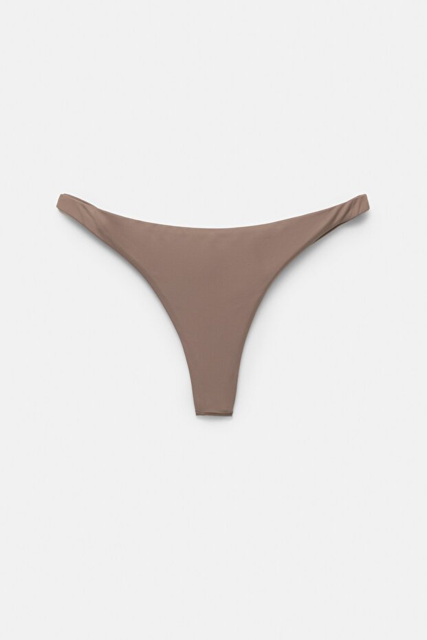 Brezilya model bikini altı - 5