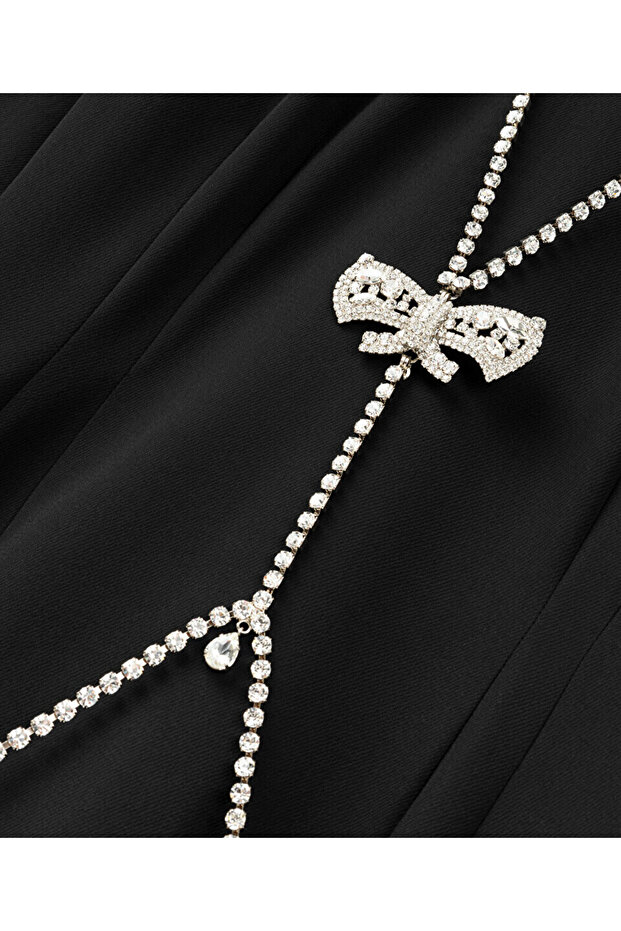 Çıkarılabilir vücut kolyeli elbise - 4