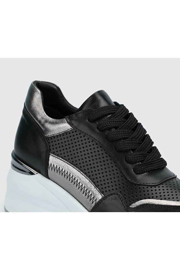 Siyah Deri Kadın Sneaker - 5