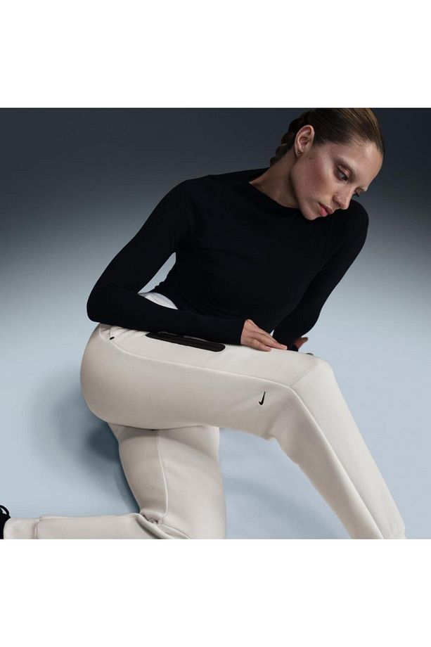 Tech Fleece MR Jogger 2 Kadın Eşofman Altı - 4