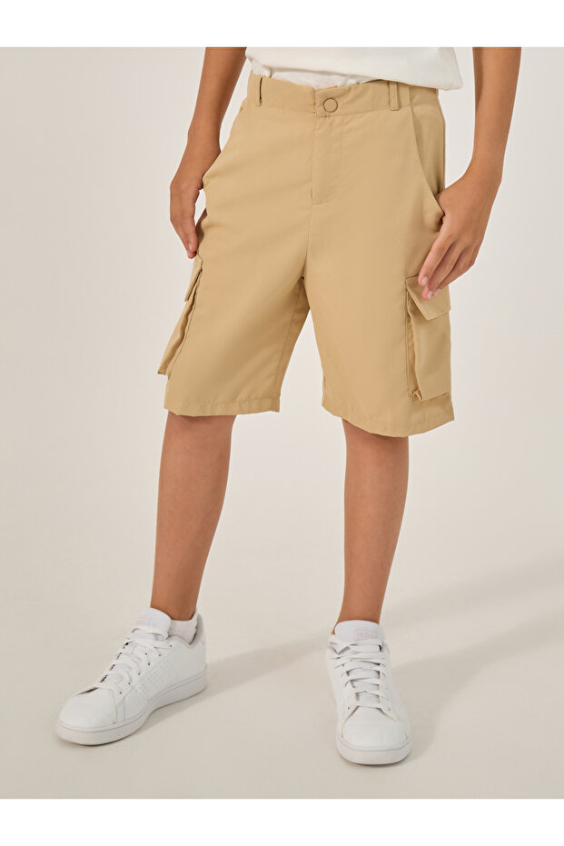 شورت سادة مع جيوب شحن - 1