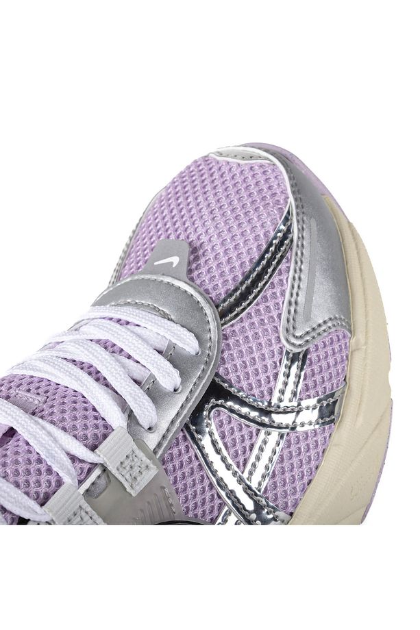W NIKE V2K RUN - 7