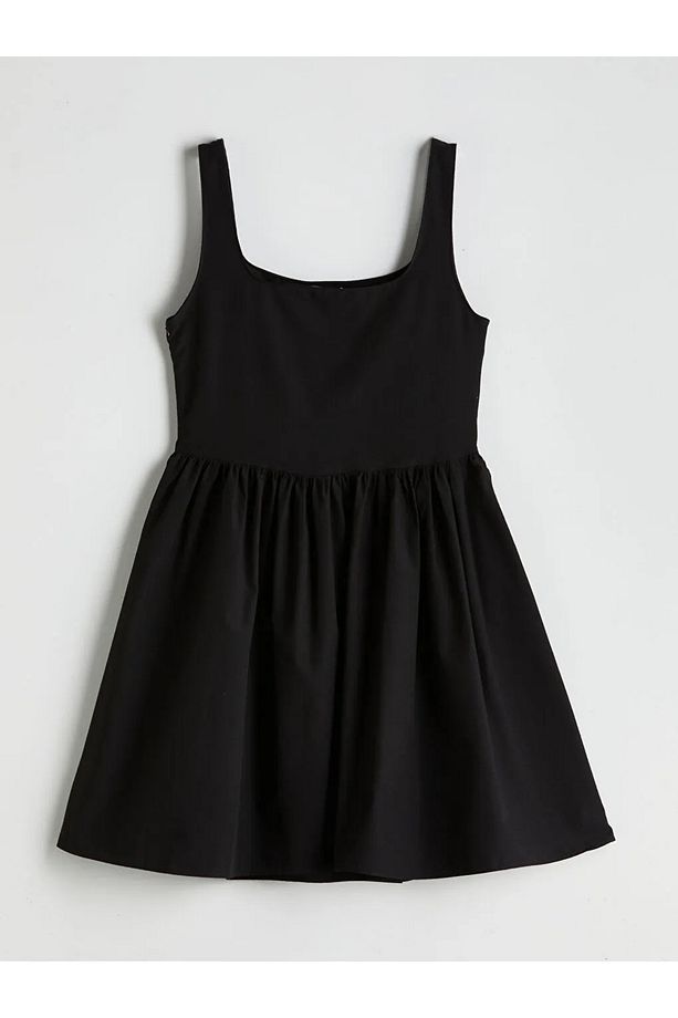 XSIDE Siyah Kare Yaka Poplin Mini Elbise - 4