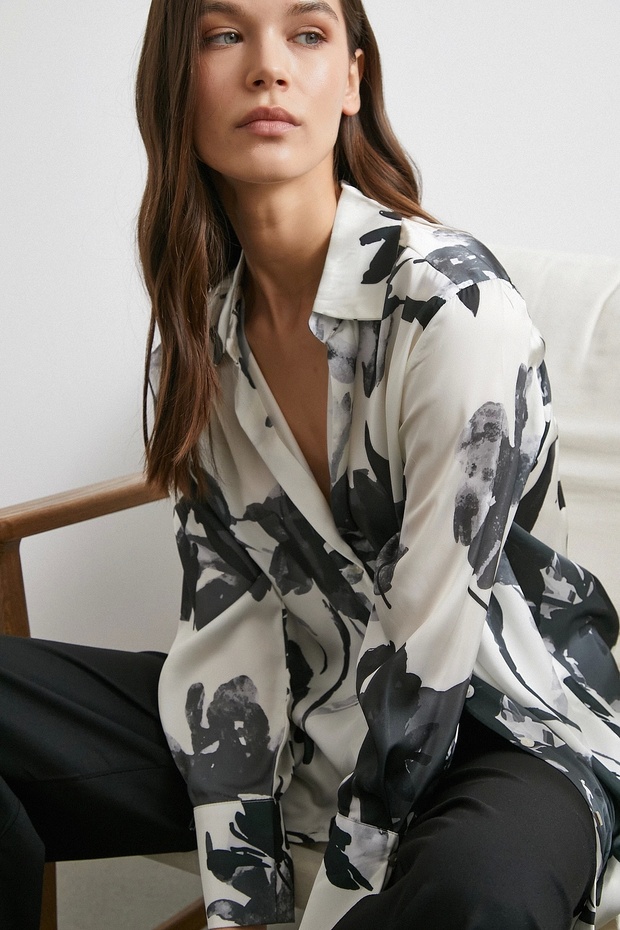 قميص أسود منقوش بسطح Sانet - 4