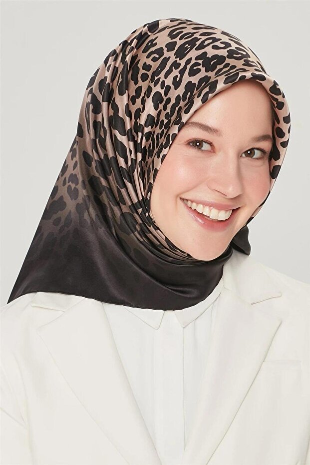 Nostalgia Series Sura Silk Scarf 8550-44
