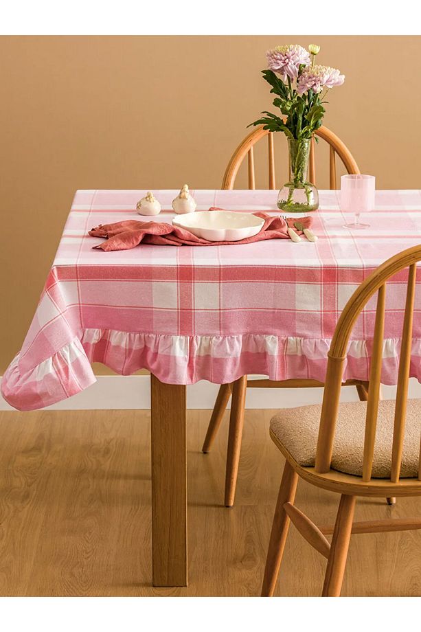 LCW HOME Pembe Fırfır Detaylı Masa Örtüsü 140x180 Cm - 1