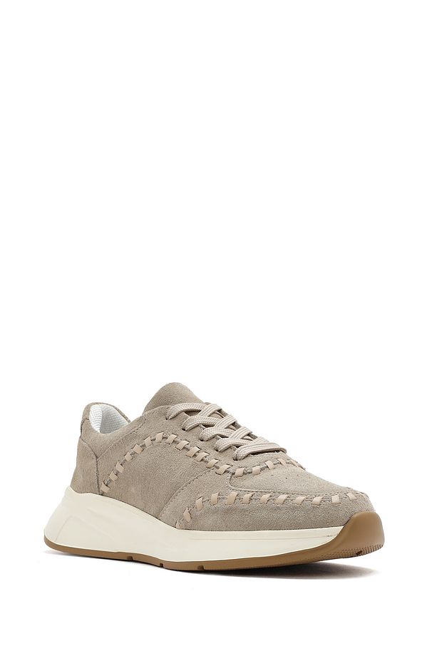 Kadın Bej Bağcıklı Kalın Tabanlı Süet Deri Sneaker 25SFD420410 - 6