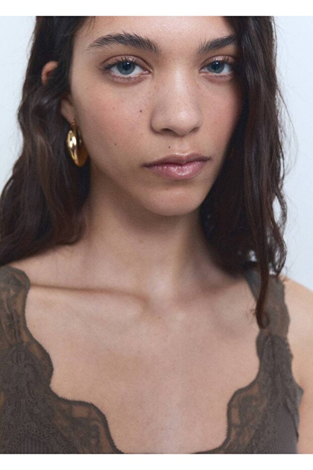 Dantel Yakalı Dar Kesim Bluz - 7