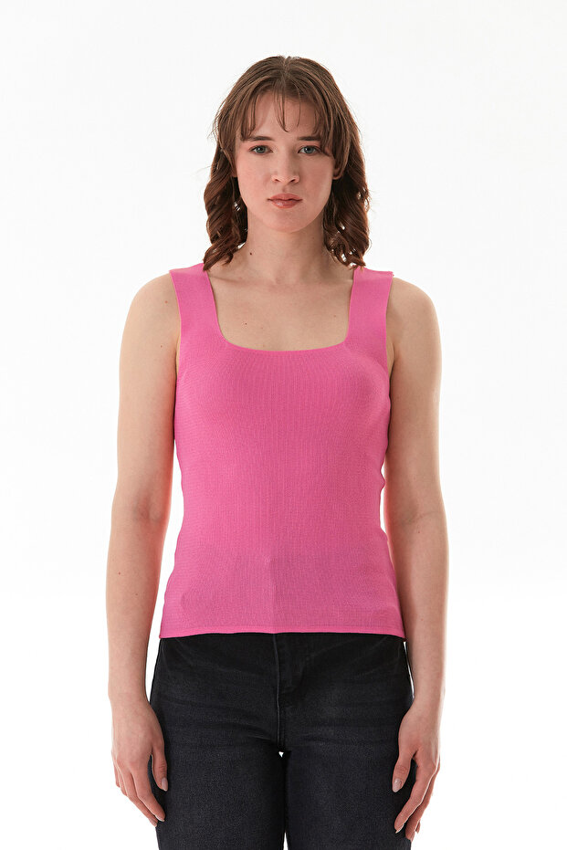Basic-Strickbluse mit quadratischem Ausschnitt - 8