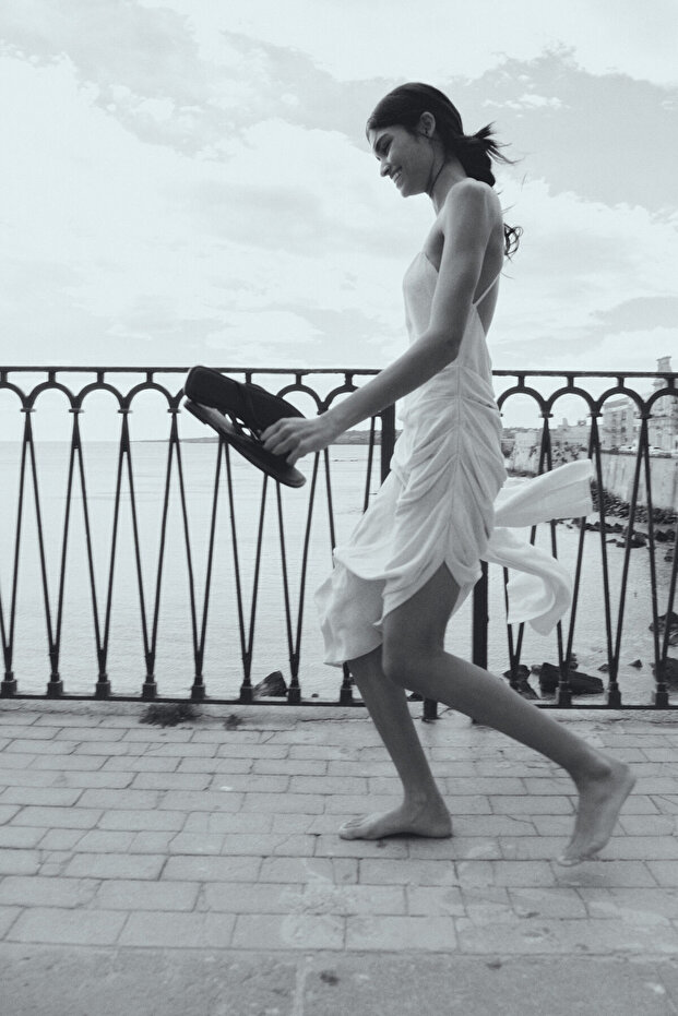 Keten Karışımlı ve Drapeli Elbise - 5