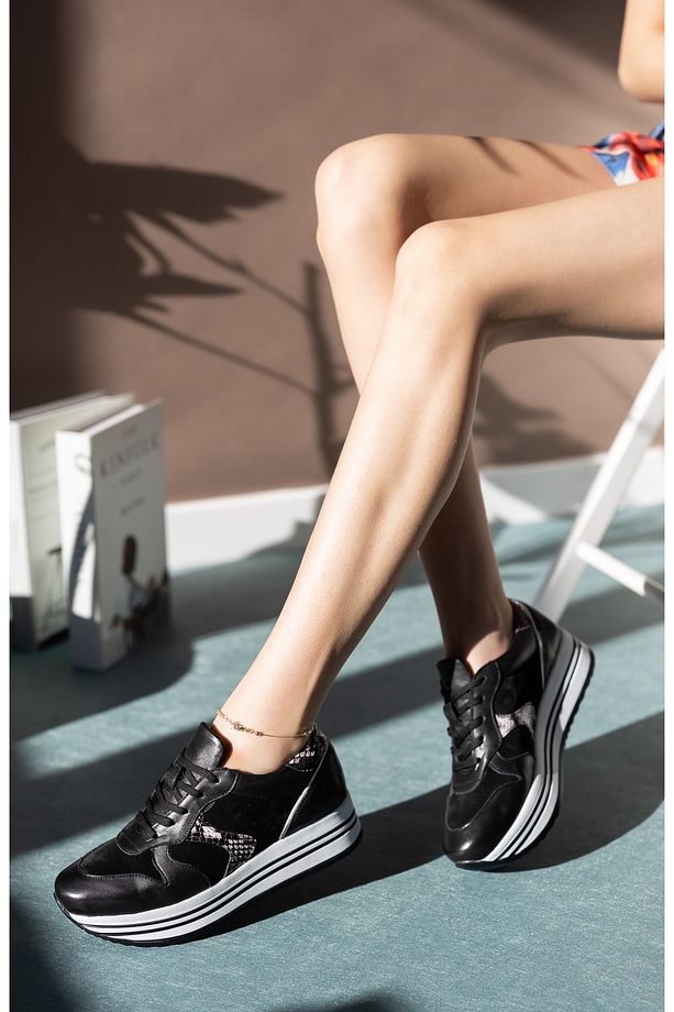 Kadın Hakiki Deri Siyah Sneaker Ayakkabı Yüksek Taban Spor Ayakkabı Kalın Tabanlı Platform Sneakers - 4