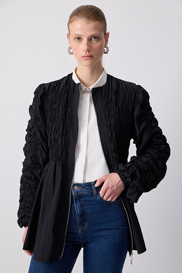 Zipped Jacket with Drawstring - 3