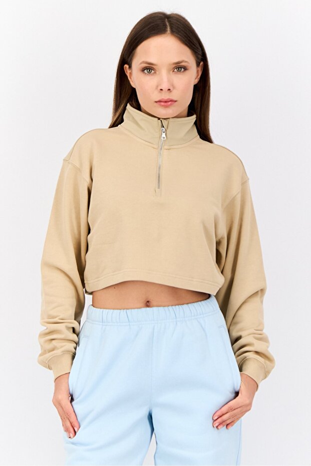 Women High Neck Solid Long Sleeves Cropped Sweatshirts, Tan