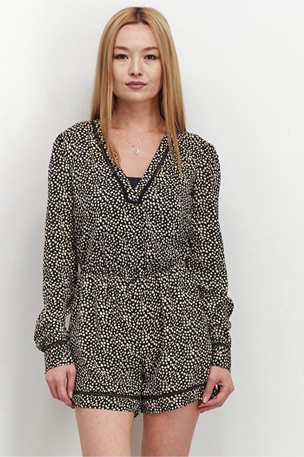 Women Polka Dot Long Sleeve Romper, Black and White