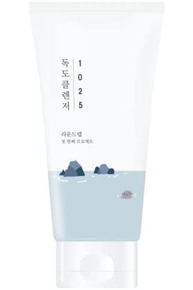 ROUND LAB Dokdo Cleanser - 2
