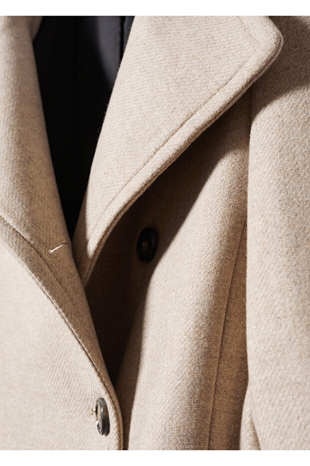 Wełniany płaszcz z paskiem - 11