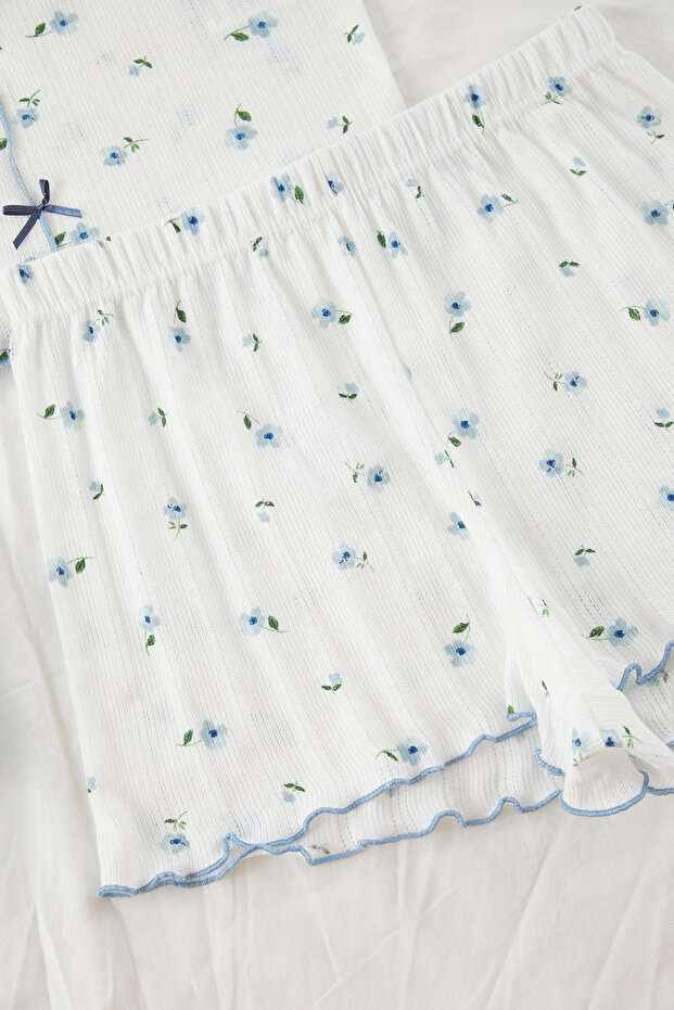 Beyaz %100 Pamuklu Çiçekli Kurdele/Fiyonklu Fitilli Şortlu Örme Pijama Takımı THMSS25PT00434 - 6