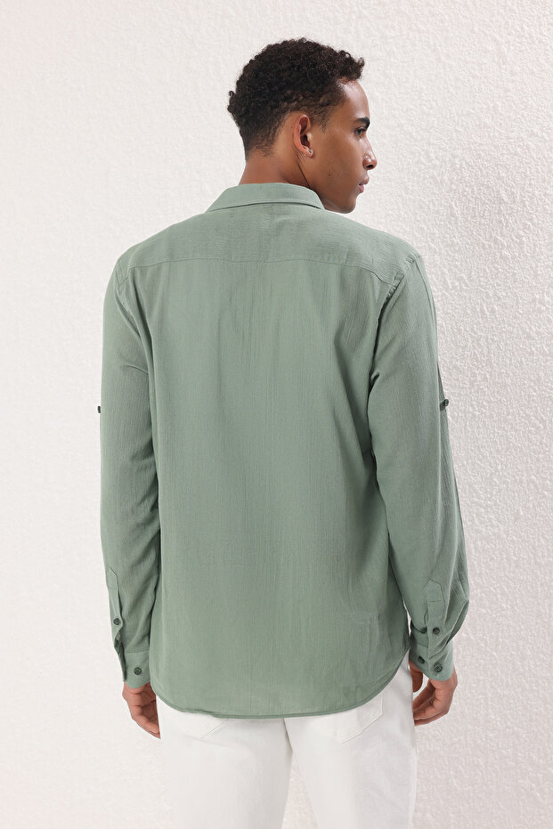 Haki Regular Fit Apoletli Buruşuk Efektli Keten Görünümlü Gömlek TMNSS23GO00061 - 4