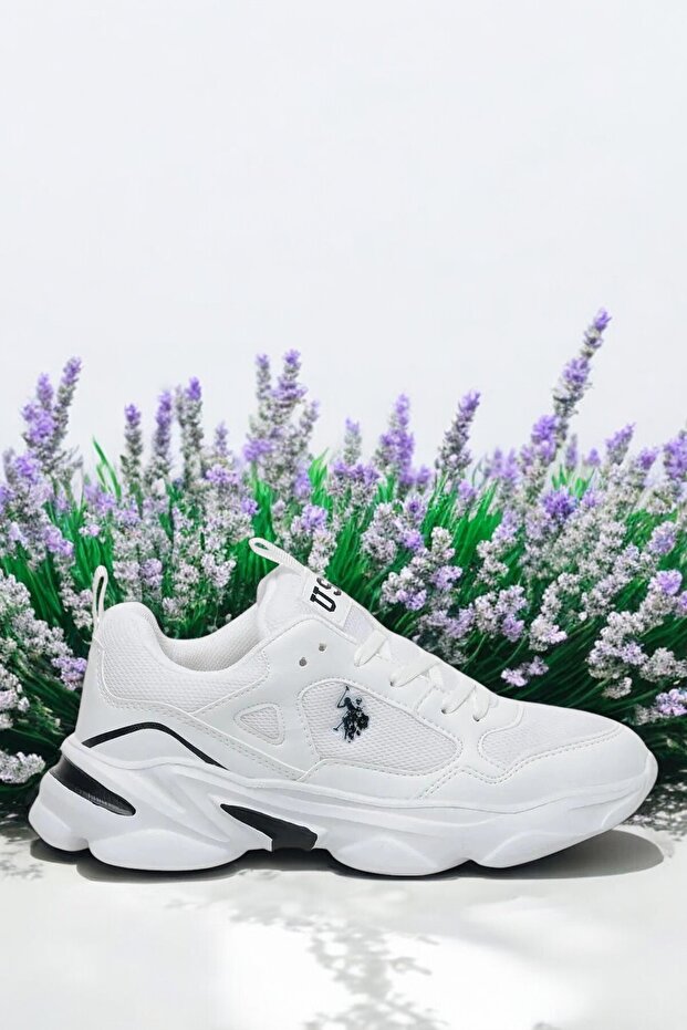 A 1554076 Women's White Casual Sneaker